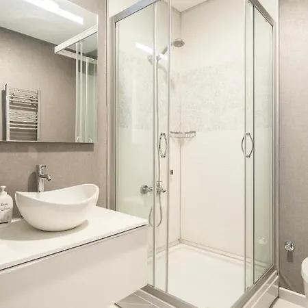 4 Bedroom Unit With Pool/middle Of Bursa Διαμέρισμα *