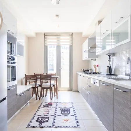 4 Bedroom Unit With Pool/middle Of Bursa Nilufer