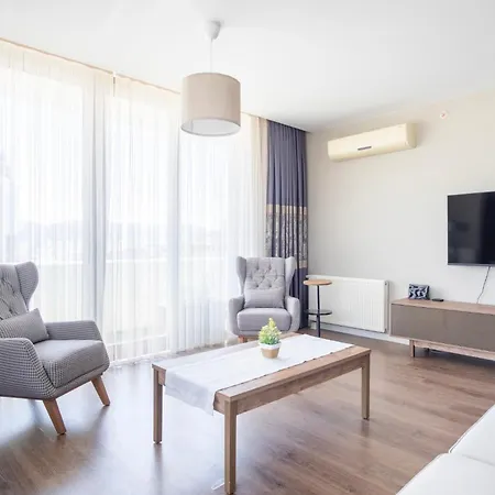 Διαμέρισμα 4 Bedroom Unit With Pool/middle Of Bursa *