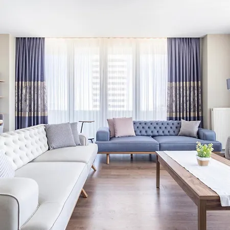 4 Bedroom Unit With Pool/middle Of Bursa